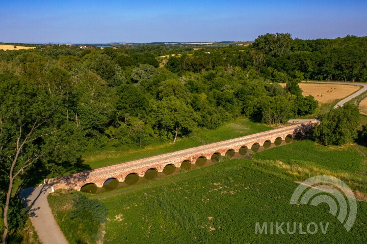 Backsteinbrücke - Portz Insel