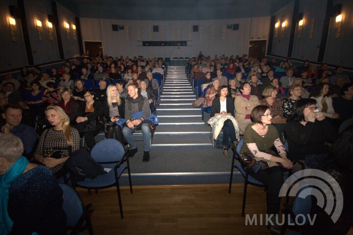 Divadelní Mikulov - Kurz osudové přitažlivosti