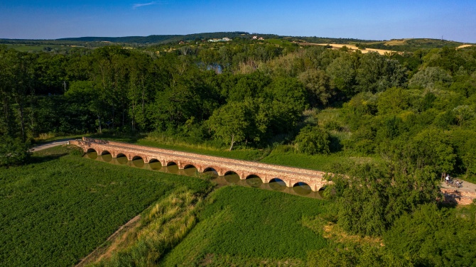 Backsteinbrücke - Portz Insel