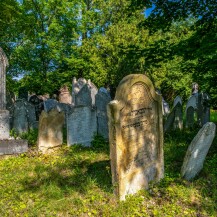 Jewish cemetery and ceremonial hall