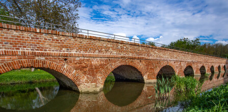 Backsteinbrücke