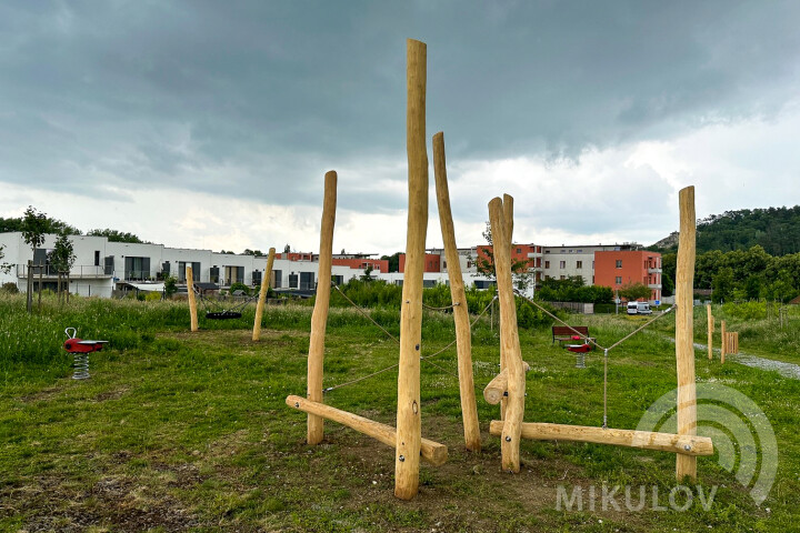 Relaxační zóna pro mikulovské děti: Vítězný projekt participativního rozpočtu dokončen za rekordní dva týdny