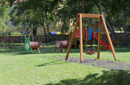 Kinderspielplatz - Nová